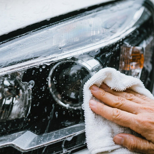 Възстановяващ препарат за фарове на автомобили