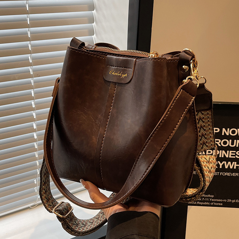 👜 🎀 Damen Vintage Umhängetasche mit großem Fassungsvermögen – Geräumig, stilvoll & perfekt für den täglichen Weg zur Arbeit – Elegant, vielseitig & zeitlos 💫