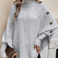 Eleganter Damen-Pullover im Cape-Stil mit Stehkragen und asymmetrischem Saum