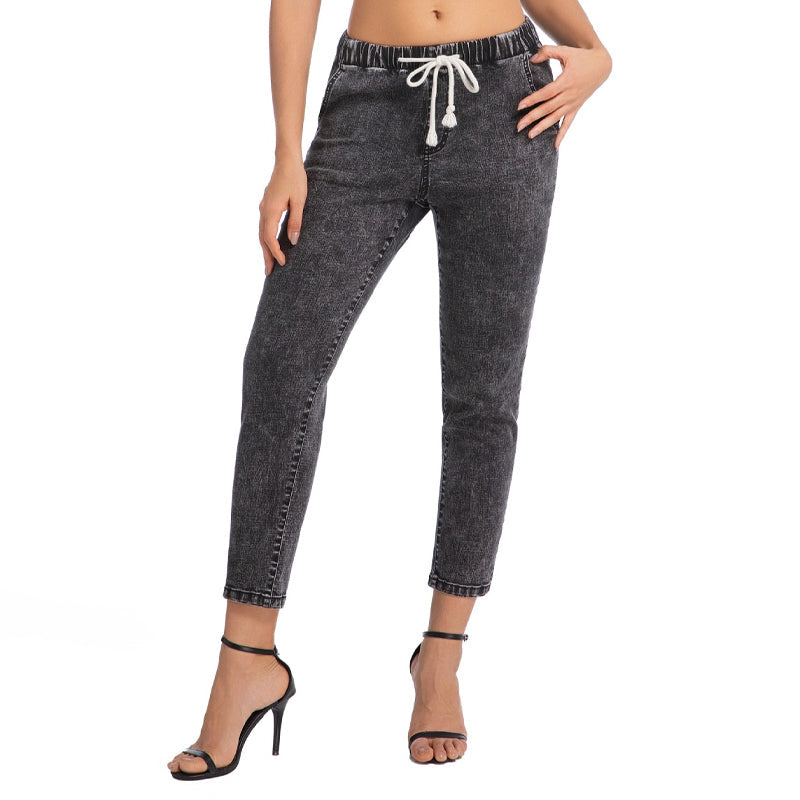 Damen Jeans mit elastischem Bund, schmaler Passform und gekürzter Länge